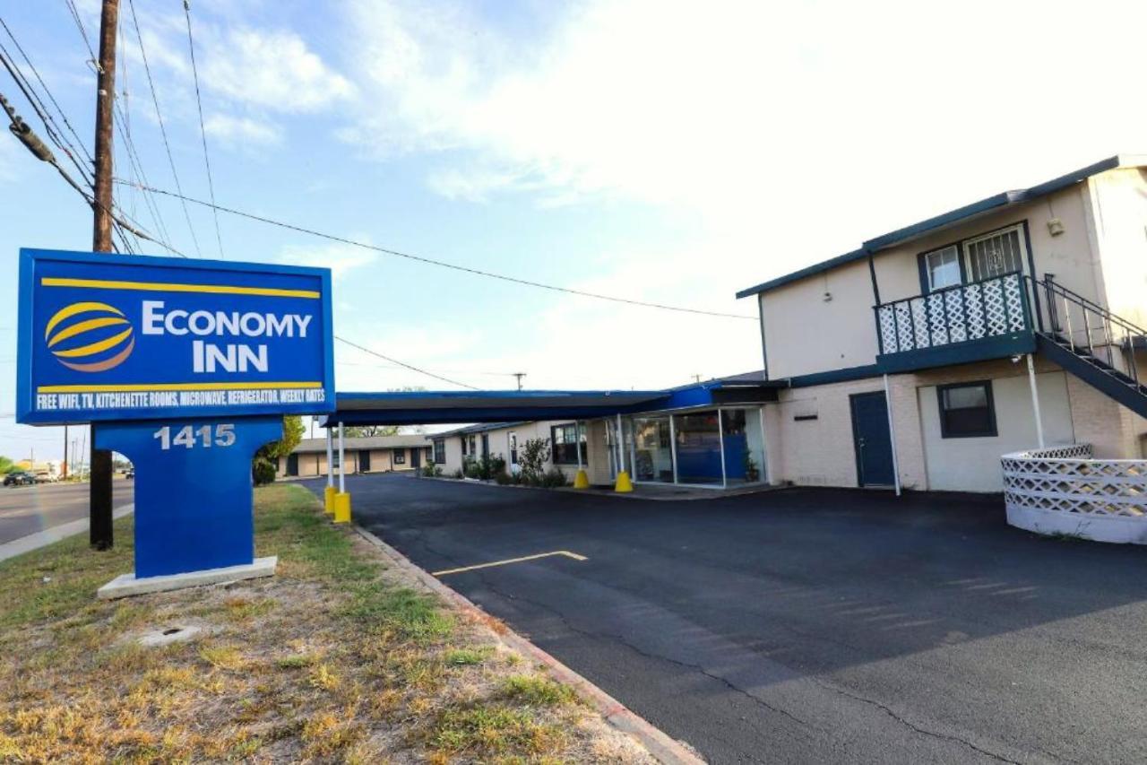 Economy Inn Kingsville Buitenkant foto